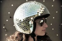 diy-disco-ball-bike-helmet-1-11029-1333642919-5_big.jpg