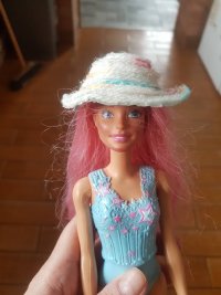 barbie-sapka-3.jpg