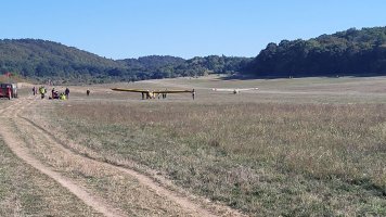 40/2025 Gyors séta a Hidegkúti repülőtéren