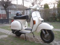 Vespa1.jpg