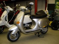 Vespa.JPG