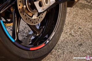 BMW-S1000RR-2023-34