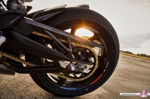 BMW-S1000RR-2023-35