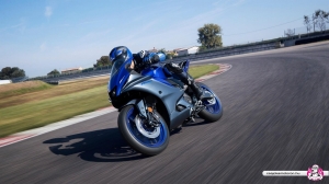 yamaha-yzf-r125-2023-04