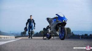 yamaha-yzf-r125-2023-30