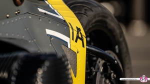 bmw-motorrad-r18-iron-annie-40