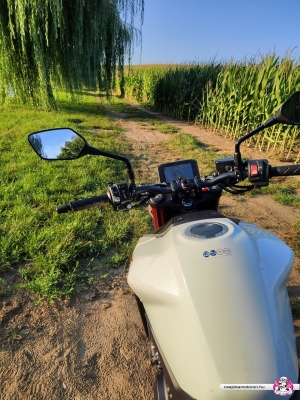 honda-cb750-hornet-2023-22