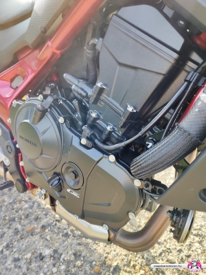 honda-cb750-hornet-2023-28