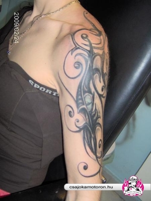 Tetkó a Csajokon 2010 - Kartetoválás