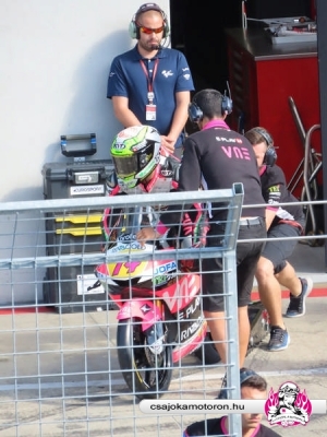 dorka es rossi 113