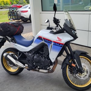 honda-xl750-transalp-2023-motortestt-03