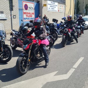 19-nemzetkozi-noi-motoros-nap-felvonulas--14.jpg