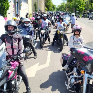19-nemzetkozi-noi-motoros-nap-felvonulas--24.jpg