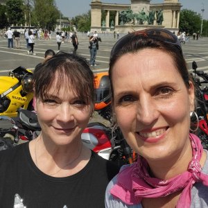 19-nemzetkozi-noi-motoros-nap-felvonulas--28.jpg