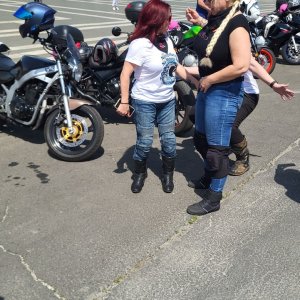 19-nemzetkozi-noi-motoros-nap-felvonulas--31.jpg
