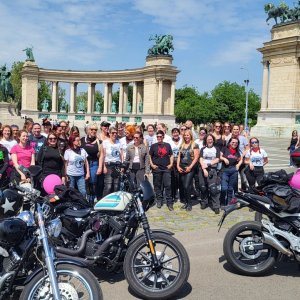 19-nemzetkozi-noi-motoros-nap-felvonulas--41.jpg
