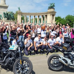 19-nemzetkozi-noi-motoros-nap-felvonulas--47.jpg