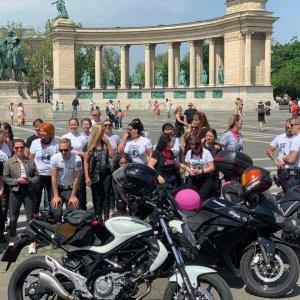 19-nemzetkozi-noi-motoros-nap-felvonulas--60.jpg