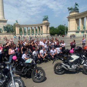 19-nemzetkozi-noi-motoros-nap-felvonulas--64.jpg