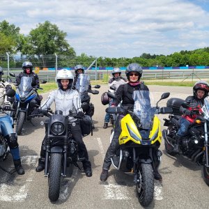 ingyenes-Vezetestechnikai-Trening-a-Hungaroring-Driving-Centerben-12.jpg