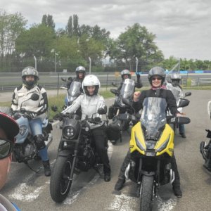 ingyenes-Vezetestechnikai-Trening-a-Hungaroring-Driving-Centerben-14.jpg
