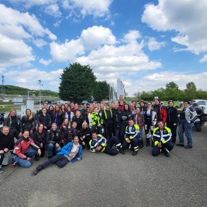 ingyenes-Vezetestechnikai-Trening-a-Hungaroring-Driving-Centerben-33.jpg