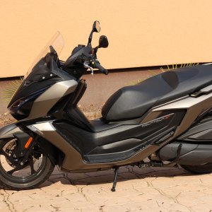 kymco-downtown-gt-350-2026-06.jpg