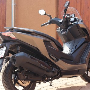 kymco-downtown-gt-350-2026-19.jpg
