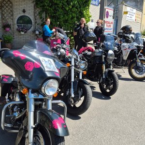 20-nemzetkozi-noi-motoros-nap-felvonulas-20.jpg
