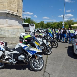 20-nemzetkozi-noi-motoros-nap-felvonulas-23.jpg