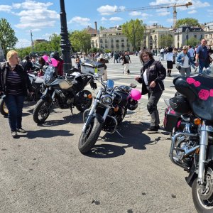 20-nemzetkozi-noi-motoros-nap-felvonulas-24.jpg