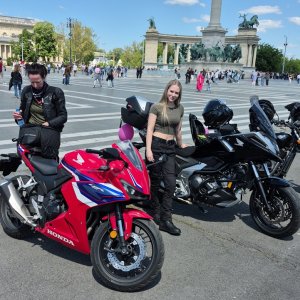 20-nemzetkozi-noi-motoros-nap-felvonulas-28.jpg