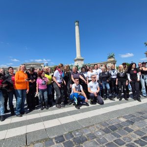 20-nemzetkozi-noi-motoros-nap-felvonulas-48.jpg