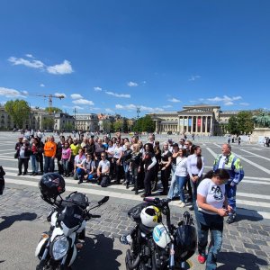 20-nemzetkozi-noi-motoros-nap-felvonulas-52.jpg