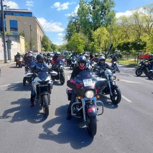 20-nemzetkozi-noi-motoros-nap-felvonulas-86.jpg