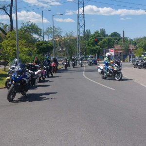 20-nemzetkozi-noi-motoros-nap-felvonulas-95.jpg