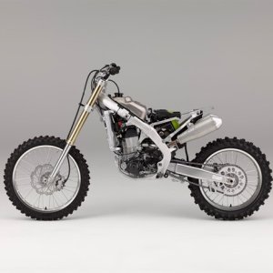 17YM CRF450R