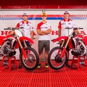 Honda’s factory teams unveil 2017 Honda CRFs at MXGP of The Netherlands