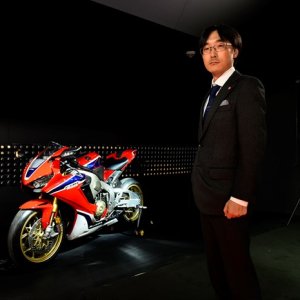 Intermot 2016 - 17YM CBR1000RR Fireblade SP/SP2 and 17YM CB1100 EX/RS