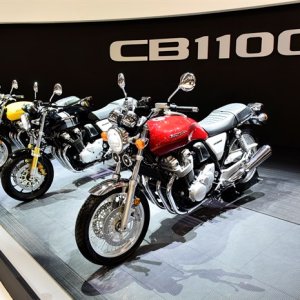 Intermot 2016 - 17YM CBR1000RR Fireblade SP/SP2 and 17YM CB1100 EX/RS