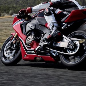 17YM CBR1000RR Fireblade