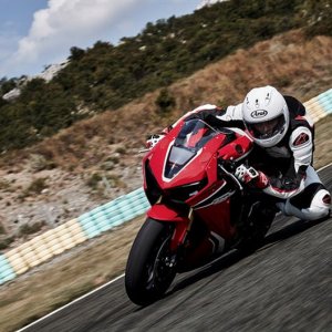 17YM CBR1000RR Fireblade