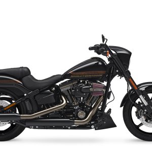 2017 FXSE CVO Pro Street Breakout. CVO. INTERNATIONAL ONLY