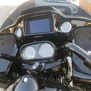 harley-davidson-road-glide-special-2019_13