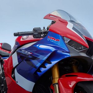 2020 HONDA CBR1000RR-R SP