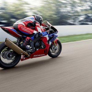 2020 HONDA CBR1000RR-R SP