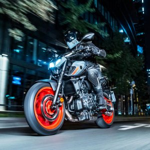 yamaha-mt-07-2021-9