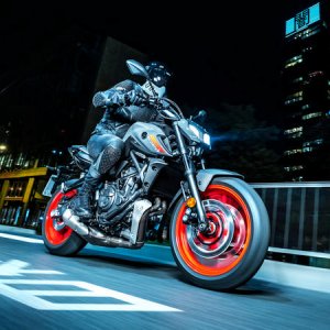 yamaha-mt-07-2021-10