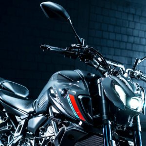 yamaha-mt-07-2021-16