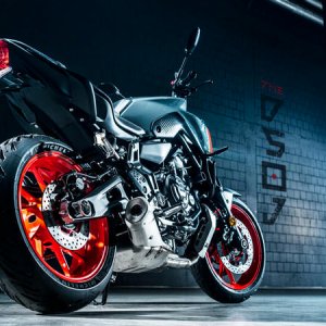 yamaha-mt-07-2021-23